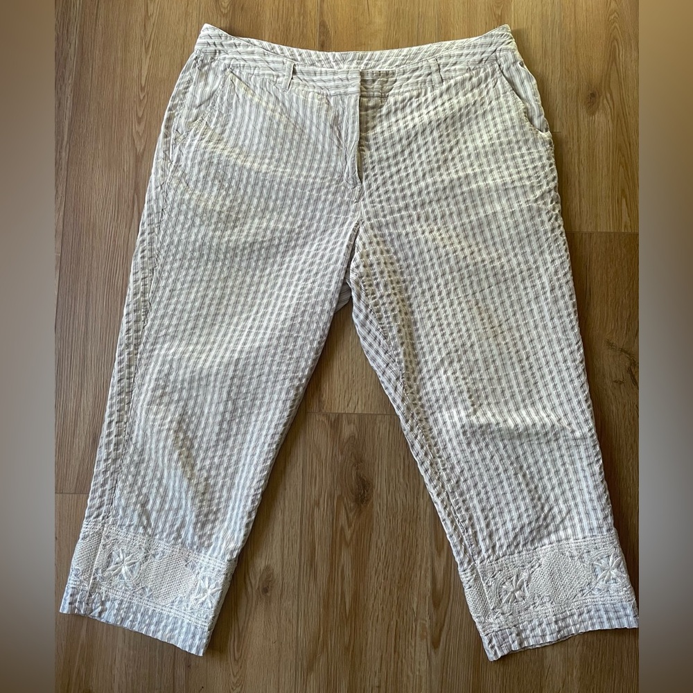 Vintage J. Jill striped and embroidered capri pants, size 18